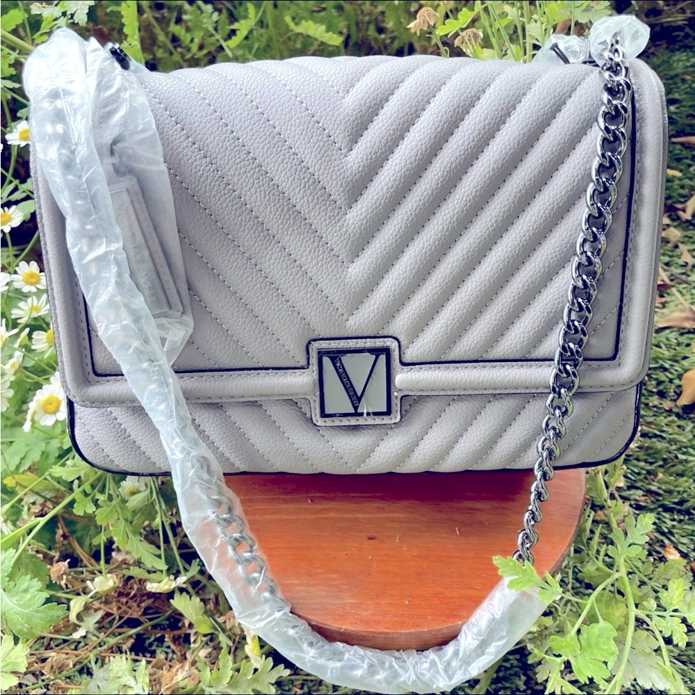 New Victoria’s Secret crossbody bag